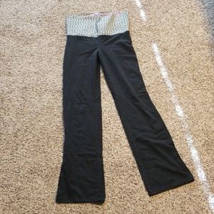 Pink Women's Medium Yoga pants